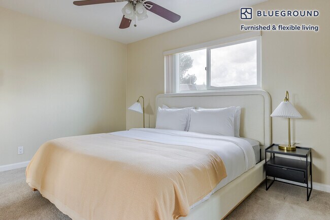 170 Locksunart Way Sunnyvale, CA 94087 photo 2