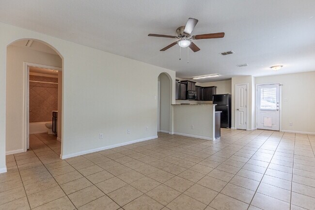 12315 Fish Hook San Antonio, TX 78252 photo 4