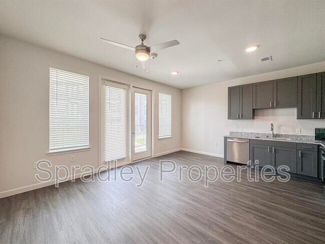 710 Shine St Belton, TX 76513 photo 5
