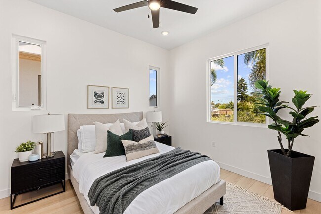 4580 Jicarillo Ave San Diego, CA 92117 photo 5