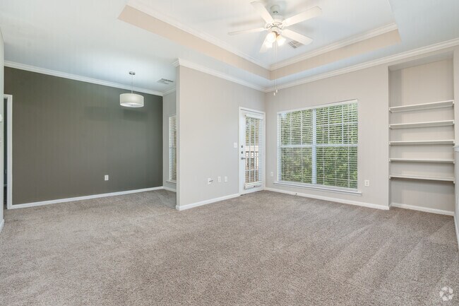 Estate Villas at Krum Apartments photo 3