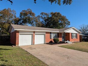 5453 Wayside Avenue, Fort Worth, TX 76134 photo 3