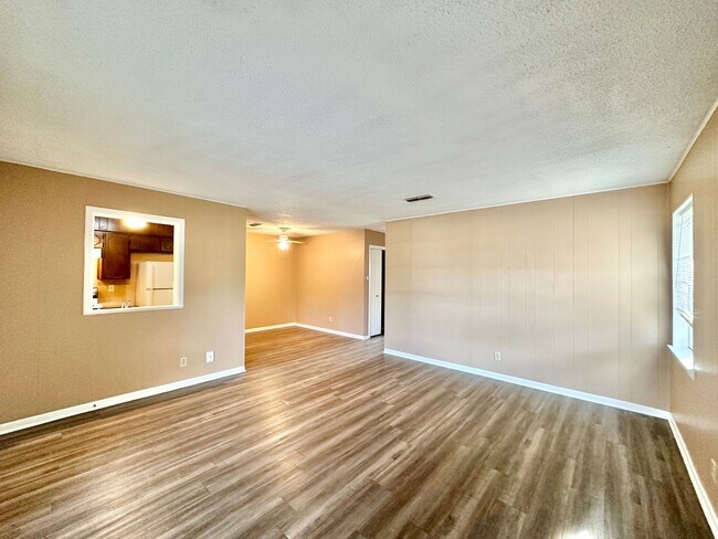 402 Skyline Ave Killeen, TX 76541 photo 2