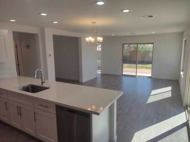 9543 W Troy Dr Arizona City, AZ 85123 photo 5