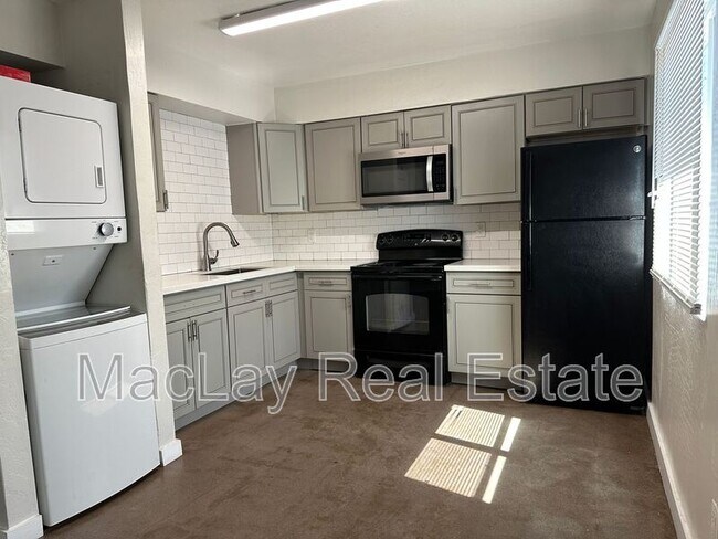 2918 E Roeser Rd Phoenix, AZ 85040 photo 2