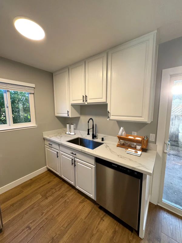 2304 Maher Dr Santa Rosa, CA 95405 photo 4