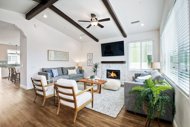 541 San Dieguito Dr Encinitas, CA 92024 photo 2