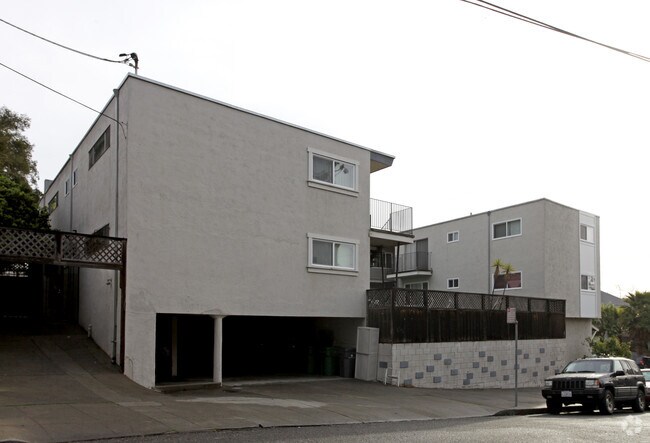385 Fairmount Avenue, Oakland, CA 94611 photo 3