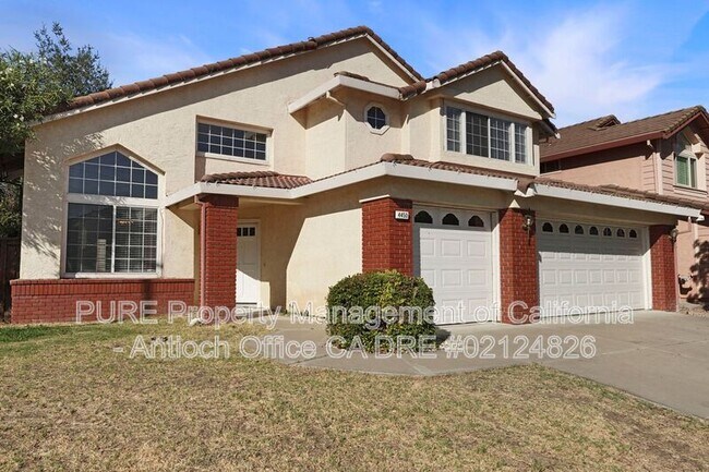 4450 Horseshoe Circle