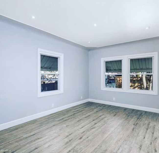 45 Benicia Rd Vallejo, CA 94590 photo 5