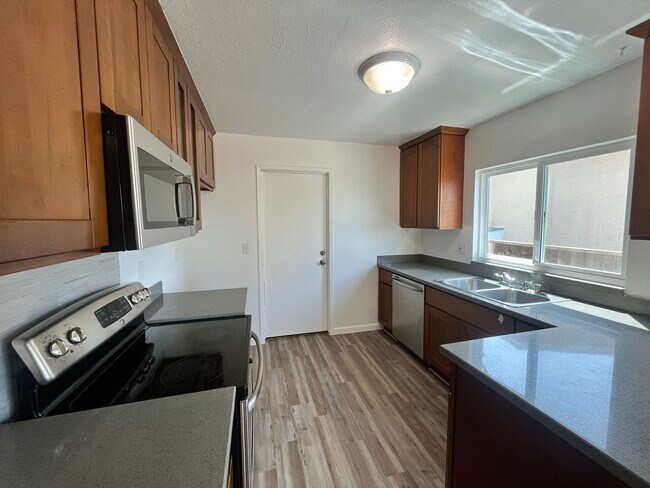 2369 Nieman Court, San Jose, CA 95121 photo 5