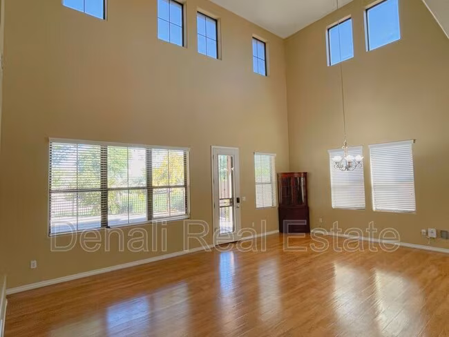 1498 W Homestead Ct Chandler, AZ 85286 photo 4