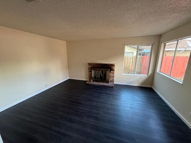 2112 Banyan Way Antioch, CA 94509 photo 4