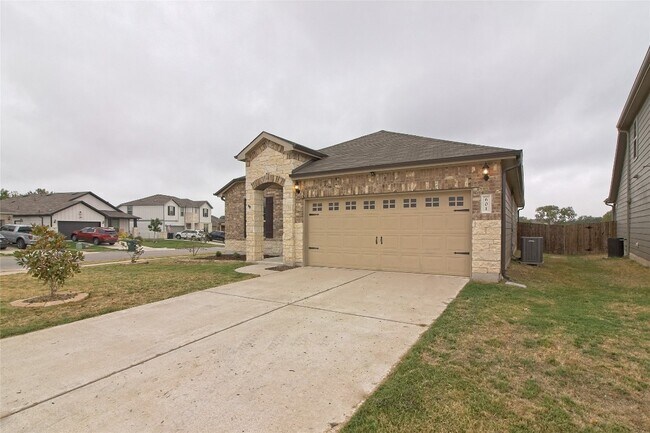 601 Hummingbird Ln Leander, TX 78641 photo 2