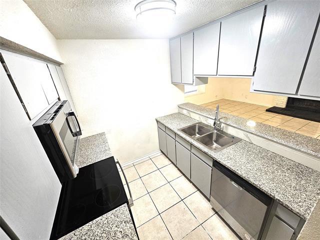 3425 Republic Drive, Forest Hill, TX 76140 photo 2