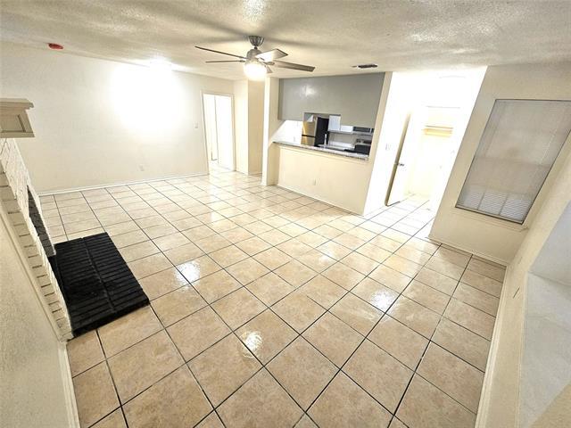 3425 Republic Drive, Forest Hill, TX 76140 photo 5