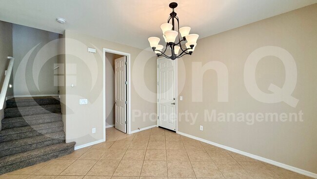 894 S Agnes Ln Gilbert, AZ 85296 photo 4