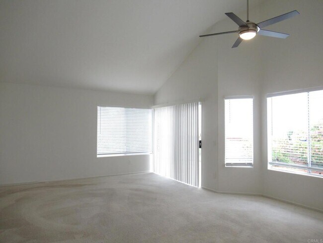 4958 Alicante Way Oceanside, CA 92056 photo 3