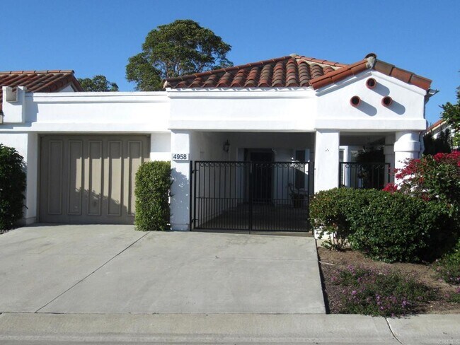 4958 Alicante Way Oceanside, CA 92056 photo 5