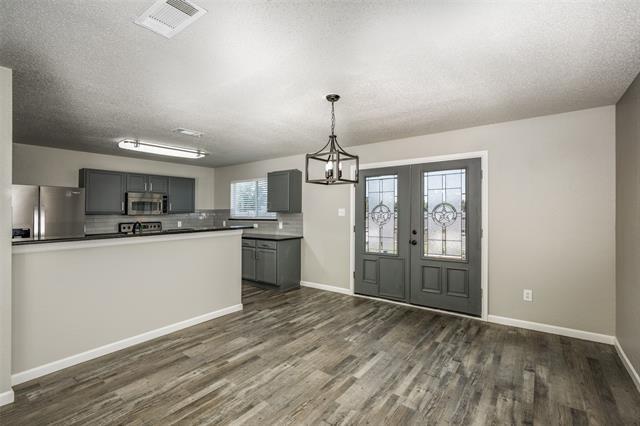 121 Thoroughbred Dr Krum, TX 76249 photo 5