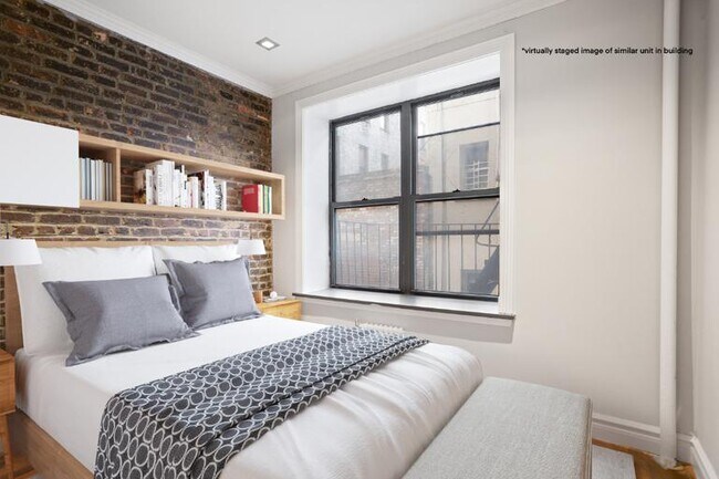 432 E 13th St New York, NY 10009 photo 2