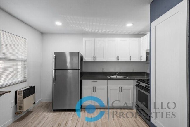 1307 Division St Oceanside, CA 92054 photo 2