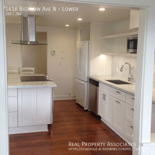 1416 Bigelow Ave N Seattle, WA 98109 photo 2