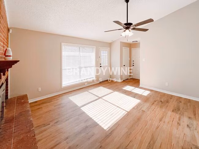 5505 Key Bend Garland, TX 75043 photo 3