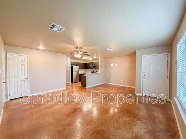 1525 Chance Ct Belton, TX 76513 photo 2