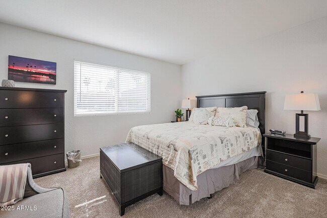 9465 N 92nd St Scottsdale, AZ 85258 photo 5