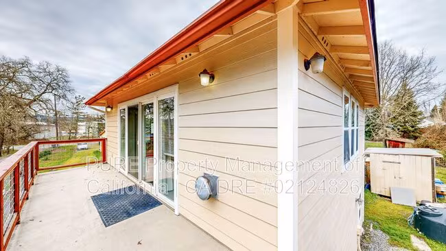 3911 Ross Rd Sebastopol, CA 95472 photo 3