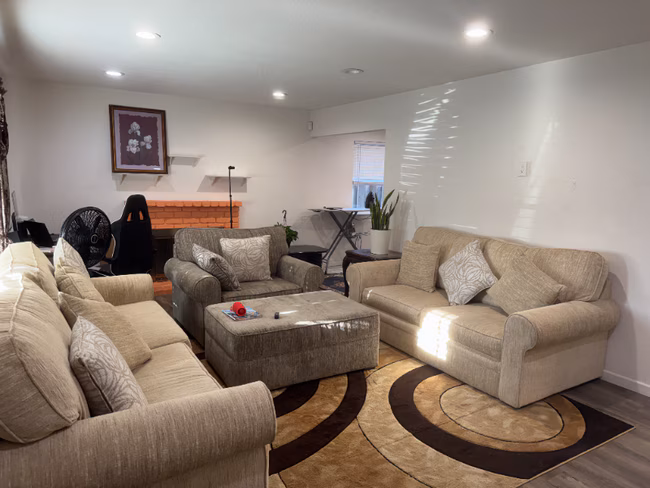 914 McCreery Ave San Jose, CA 95116 photo 4