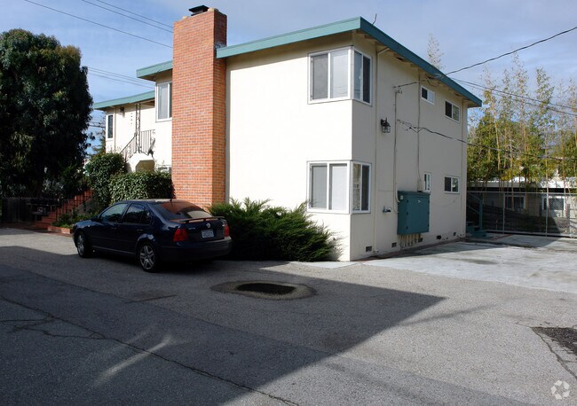 2709 Alma Street, Palo Alto, CA 94306 photo 2