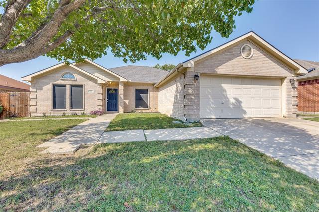 8159 Kathleen Dr Fort Worth, TX 76137 photo 3