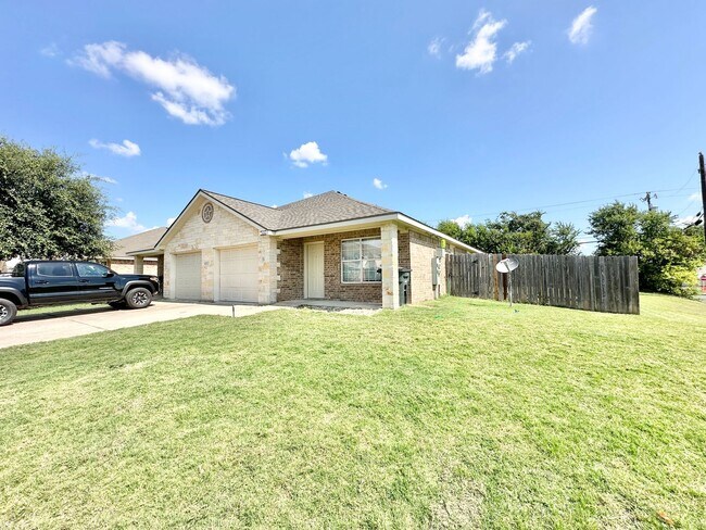 4001 Cambridge Dr Killeen, TX 76549 photo 2