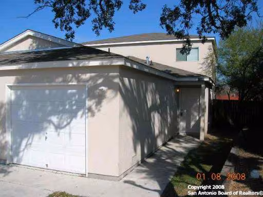 11249 Terra Loop Rd San Antonio, TX 78233 photo 2