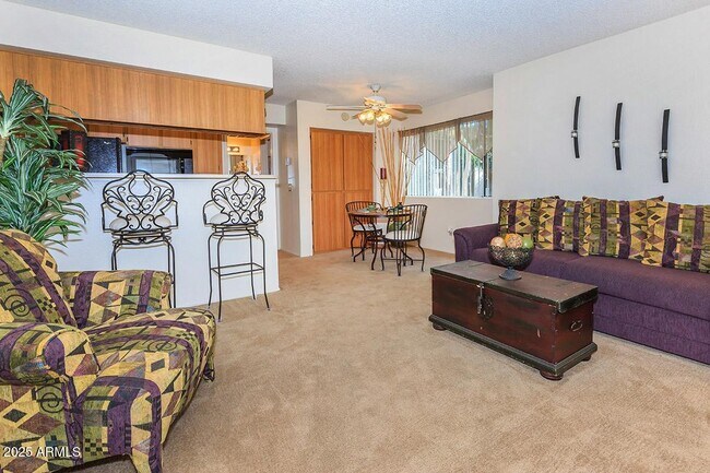 3040 E Shea Blvd Phoenix, AZ 85028 photo 4