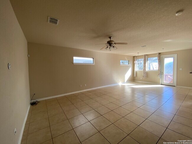 1302 Tweed Willow San Antonio, TX 78258 photo 5