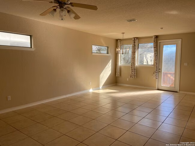 1302 Tweed Willow San Antonio, TX 78258 photo 2