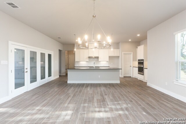 221 Jeff Vaughn Blanco, TX 78606 photo 5