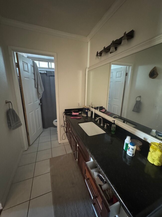 4012 Valeta St San Diego, CA 92110 photo 4