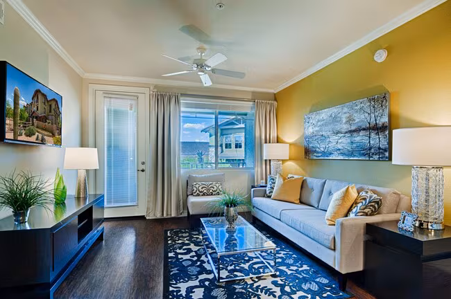 One North Scottsdale Apartments photo 3