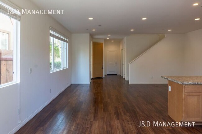 3166 Bancroft Dr Spring Valley, CA 91977 photo 5