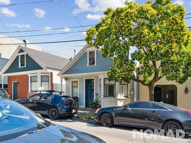 77 Saturn Street, San Francisco, CA 94114 photo 2