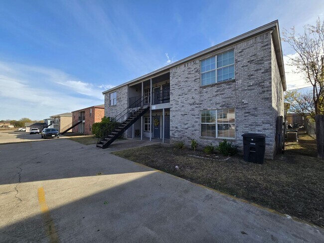 2808 Leroy Cir Killeen, TX 76542 photo 2