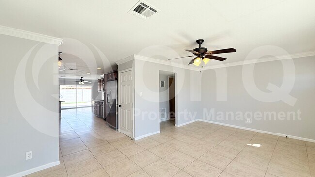 8608 E Vernon Ave Scottsdale, AZ 85257 photo 3