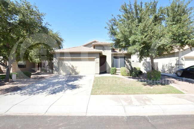 3306 East Powell Court