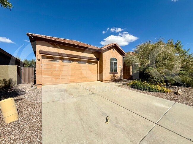 4512 W Venture Ct Phoenix, AZ 85086 photo 2