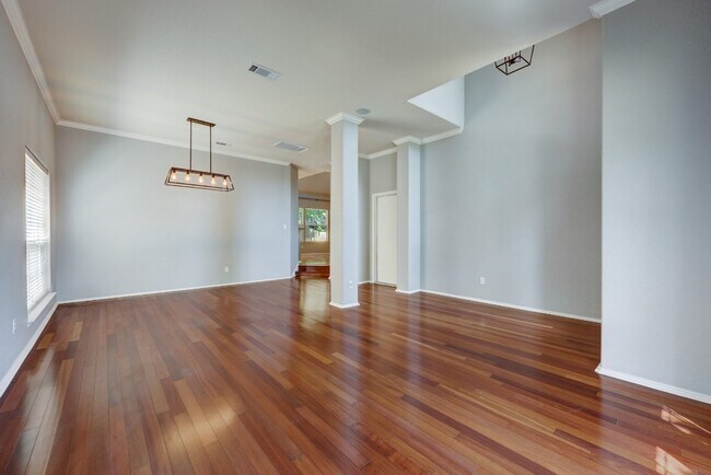10923 Sierra Oaks Austin, TX 78759 photo 5