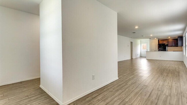 5605 Timber Pt Dr Princeton, TX 75407 photo 4